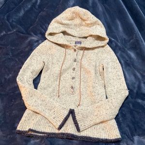 EUC Like New Patagonia Hooded Wool Sweater (M)